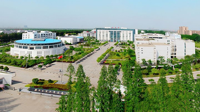 湖北大學操場
