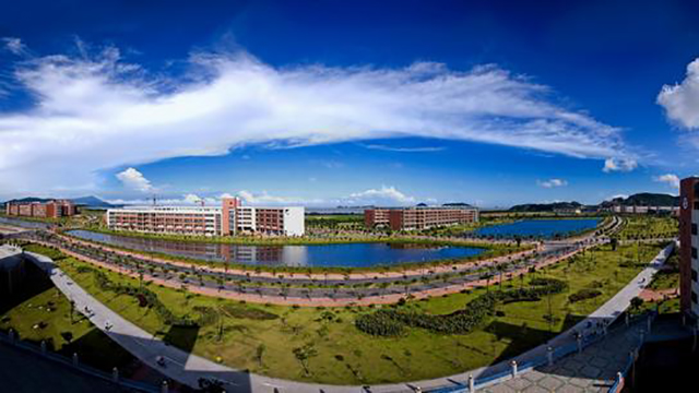 吉林大學(xué)全景圖