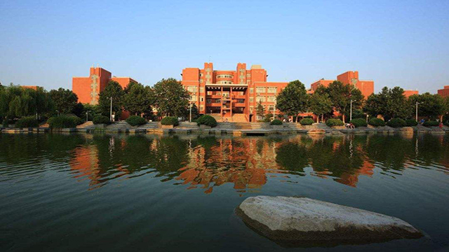 鄭州大學湖