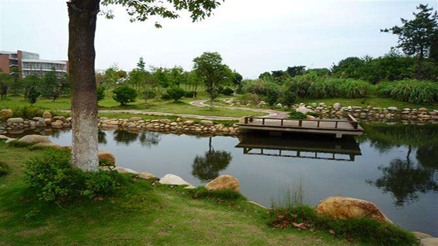 南昌大學湖